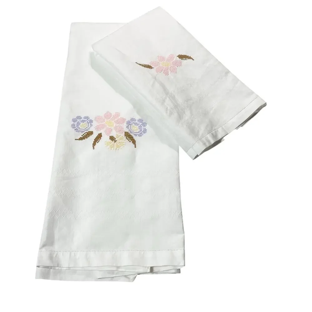 Embroidered Cotton White Table‎ Runners Set of Two 14”x27” & 22.5”x42.5” Cottage